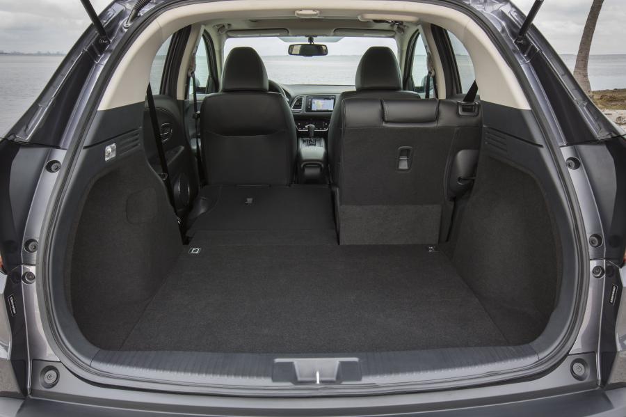 Багажник Honda HR-V 2015 года  (US) (фото 74 из 104)